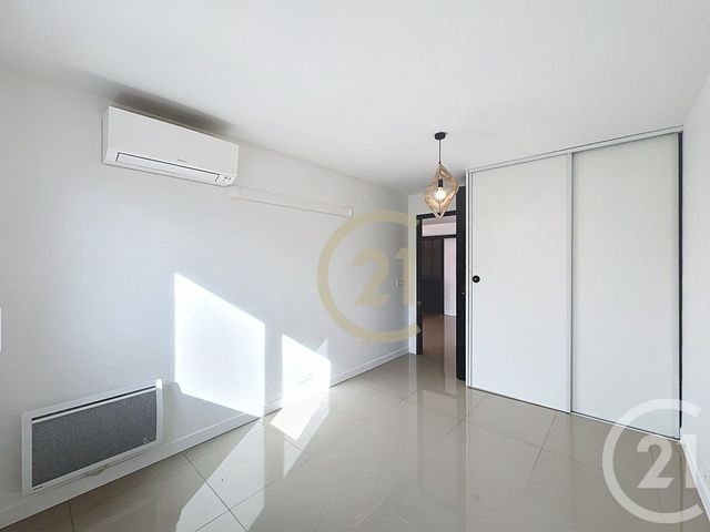 Appartement T2 à louer - 2 pièces - 43.28 m2 - CANNES LA BOCCA - 06 - PROVENCE-ALPES-COTE-D-AZUR - Century 21 Immobilier Conseil