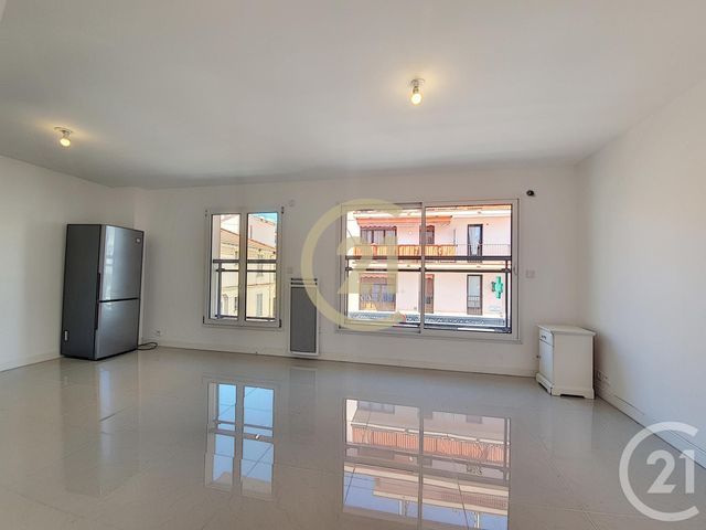 Appartement Studio à louer CANNES LA BOCCA