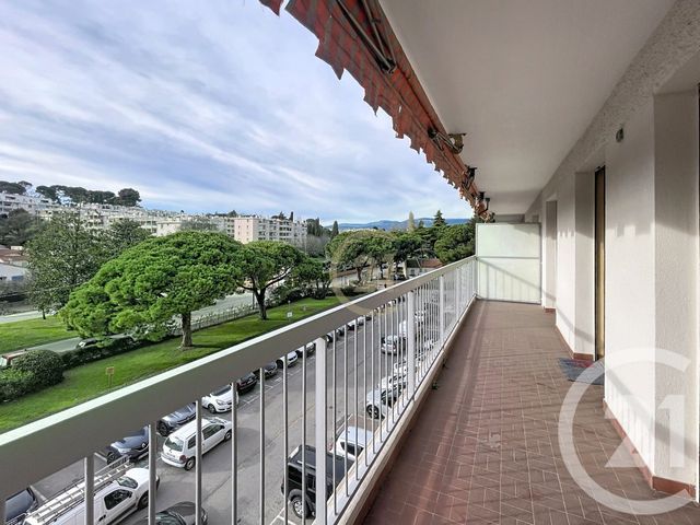 Appartement F2 à vendre - 2 pièces - 46.17 m2 - LE CANNET - 06 - PROVENCE-ALPES-COTE-D-AZUR - Century 21 Immobilier Conseil
