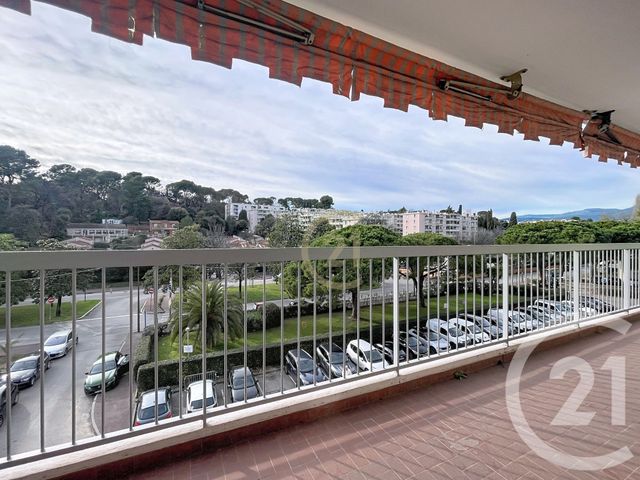 Appartement F2 à vendre - 2 pièces - 46.17 m2 - LE CANNET - 06 - PROVENCE-ALPES-COTE-D-AZUR - Century 21 Immobilier Conseil