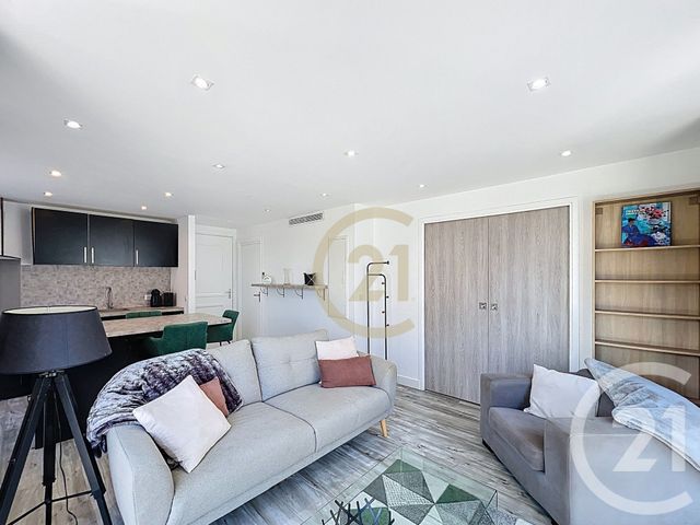 Appartement T2 à louer - 2 pièces - 42.37 m2 - CANNES LA BOCCA - 06 - PROVENCE-ALPES-COTE-D-AZUR - Century 21 Immobilier Conseil