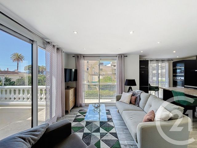 Appartement T2 à louer - 2 pièces - 42.37 m2 - CANNES LA BOCCA - 06 - PROVENCE-ALPES-COTE-D-AZUR - Century 21 Immobilier Conseil