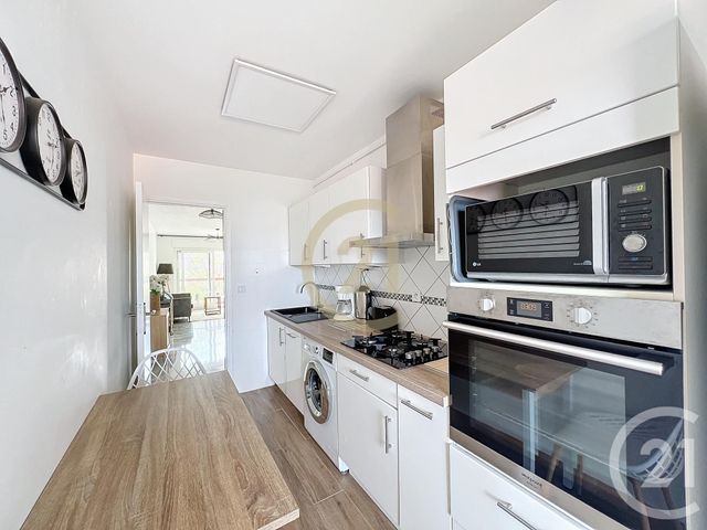 Appartement F3 à louer - 3 pièces - 60.02 m2 - CANNES LA BOCCA - 06 - PROVENCE-ALPES-COTE-D-AZUR - Century 21 Immobilier Conseil