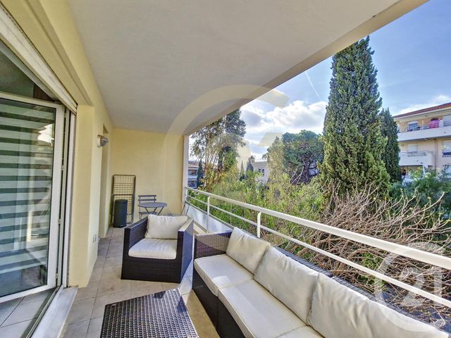 Appartement Studio à louer CANNES LA BOCCA