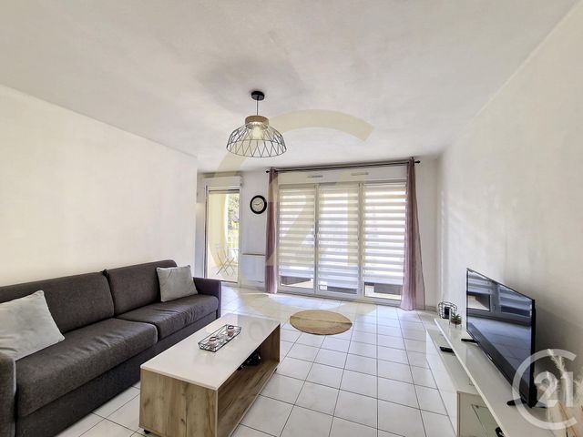 Appartement Studio à louer - 1 pièce - 30.78 m2 - CANNES LA BOCCA - 06 - PROVENCE-ALPES-COTE-D-AZUR - Century 21 Immobilier Conseil