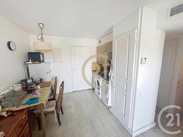 Appartement F2 + cab à vendre - 2 pièces - 28.93 m2 - CANNES LA BOCCA - 06 - PROVENCE-ALPES-COTE-D-AZUR - Century 21 Immobilier Conseil