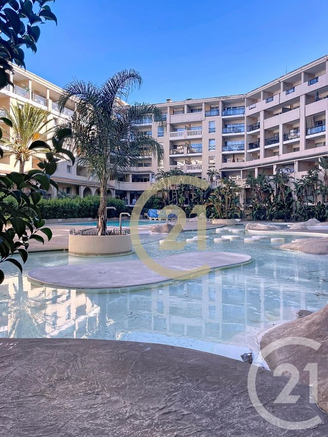 Appartement F2 + cab à vendre - 2 pièces - 28.93 m2 - CANNES LA BOCCA - 06 - PROVENCE-ALPES-COTE-D-AZUR - Century 21 Immobilier Conseil