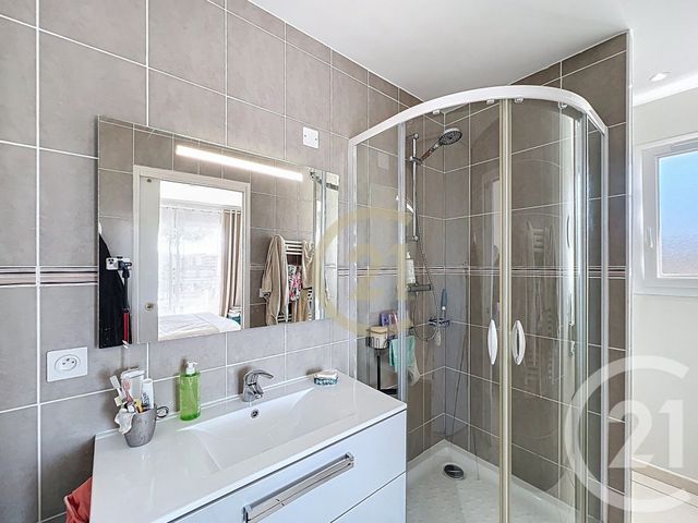 Appartement T4 à louer - 4 pièces - 113.95 m2 - LE CANNET - 06 - PROVENCE-ALPES-COTE-D-AZUR - Century 21 Immobilier Conseil