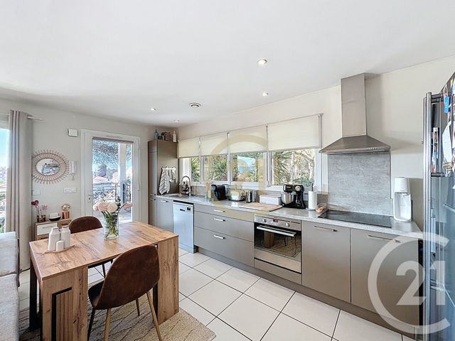 Appartement T4 à louer - 4 pièces - 113.95 m2 - LE CANNET - 06 - PROVENCE-ALPES-COTE-D-AZUR - Century 21 Immobilier Conseil