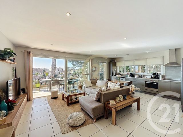 Appartement T4 à louer - 4 pièces - 113.95 m2 - LE CANNET - 06 - PROVENCE-ALPES-COTE-D-AZUR - Century 21 Immobilier Conseil