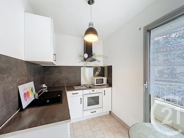 Appartement Studio à louer - 1 pièce - 30.0 m2 - CANNES LA BOCCA - 06 - PROVENCE-ALPES-COTE-D-AZUR - Century 21 Immobilier Conseil