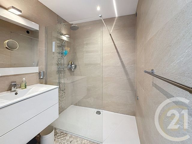 Appartement F3 à vendre - 3 pièces - 58.0 m2 - CANNES LA BOCCA - 06 - PROVENCE-ALPES-COTE-D-AZUR - Century 21 Immobilier Conseil