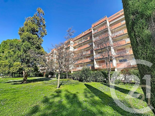 Appartement F3 à vendre - 3 pièces - 58.0 m2 - CANNES LA BOCCA - 06 - PROVENCE-ALPES-COTE-D-AZUR - Century 21 Immobilier Conseil