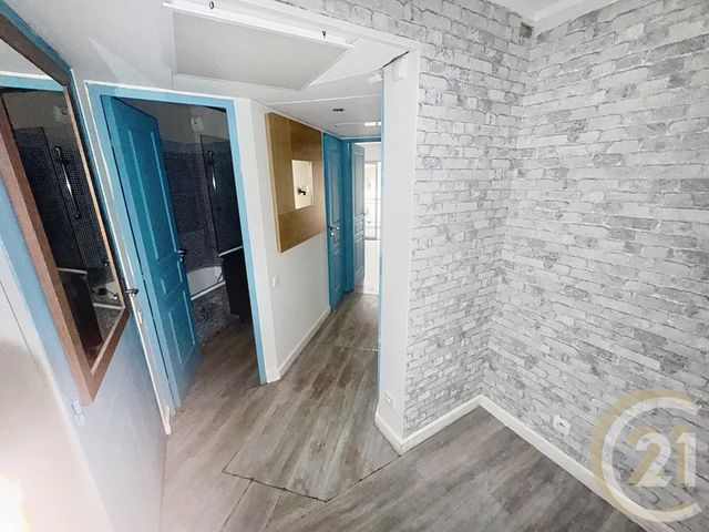 Appartement à vendre - 2 pièces - 30.2 m2 - CANNES LA BOCCA - 06 - PROVENCE-ALPES-COTE-D-AZUR - Century 21 Immobilier Conseil