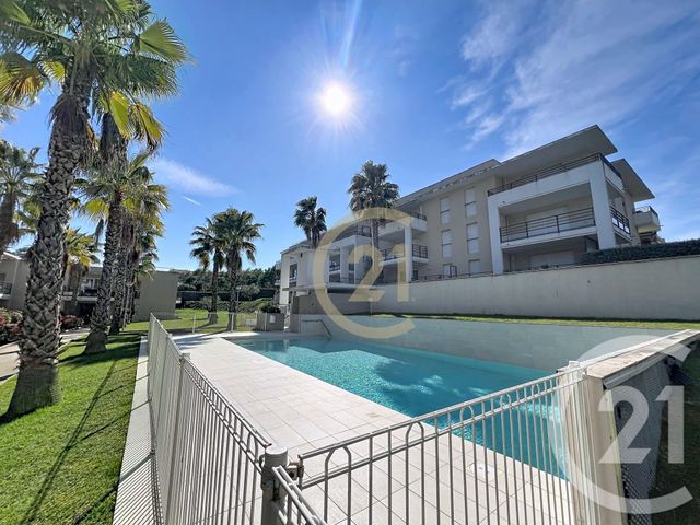 Appartement F2 à louer CANNES LA BOCCA