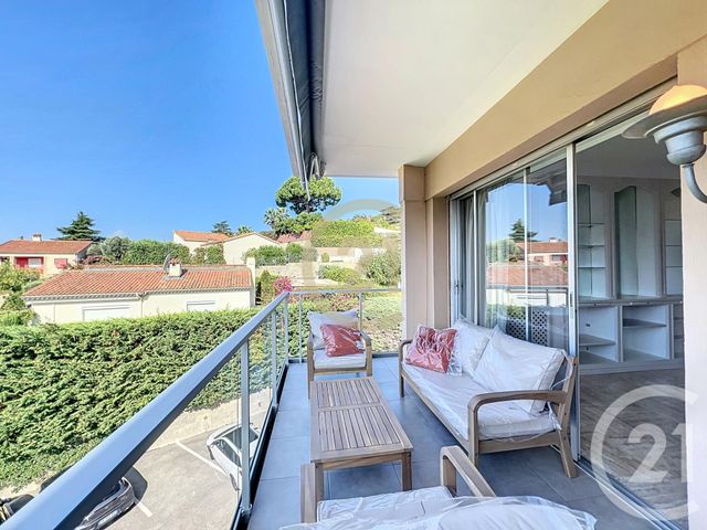 Appartement F3 à louer - 3 pièces - 69.11 m2 - CANNES - 06 - PROVENCE-ALPES-COTE-D-AZUR - Century 21 Immobilier Conseil
