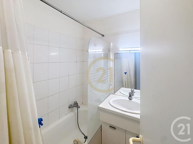 Appartement Studio Cabine à vendre - 1 pièce - 22.5 m2 - CANNES LA BOCCA - 06 - PROVENCE-ALPES-COTE-D-AZUR - Century 21 Immobilier Conseil