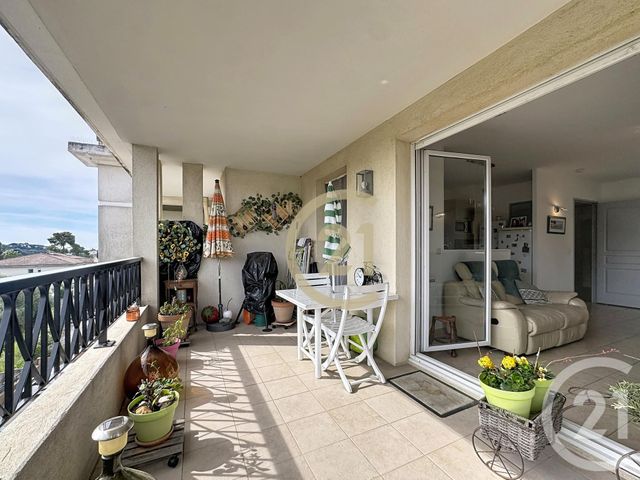 Appartement T3 à vendre - 3 pièces - 60.0 m2 - CANNES LA BOCCA - 06 - PROVENCE-ALPES-COTE-D-AZUR - Century 21 Immobilier Conseil