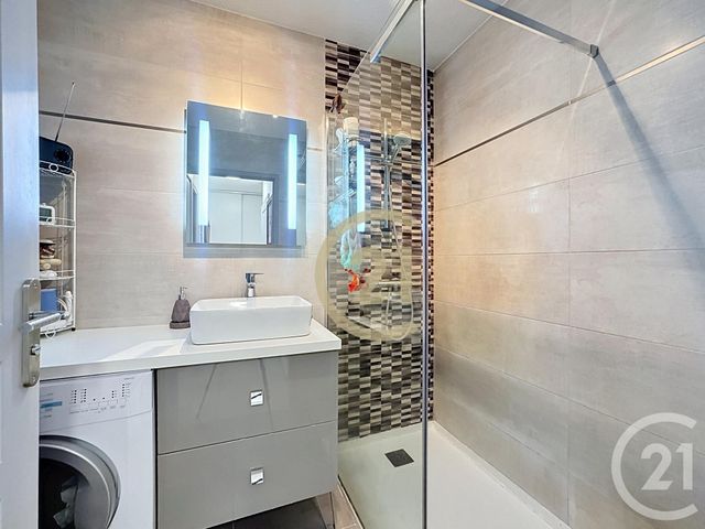 Appartement T3 à vendre - 3 pièces - 60.0 m2 - CANNES LA BOCCA - 06 - PROVENCE-ALPES-COTE-D-AZUR - Century 21 Immobilier Conseil