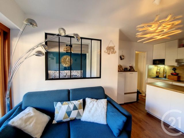 Appartement F2 à louer - 2 pièces - 26.1 m2 - CANNES LA BOCCA - 06 - PROVENCE-ALPES-COTE-D-AZUR - Century 21 Immobilier Conseil
