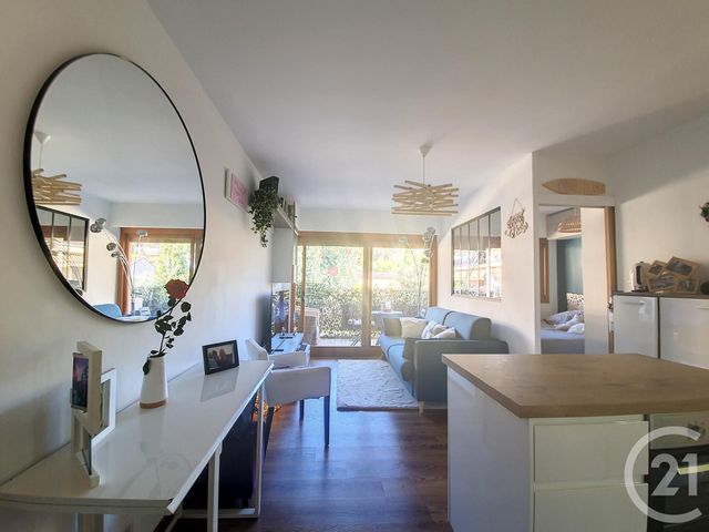 Appartement F2 à louer - 2 pièces - 26.1 m2 - CANNES LA BOCCA - 06 - PROVENCE-ALPES-COTE-D-AZUR - Century 21 Immobilier Conseil