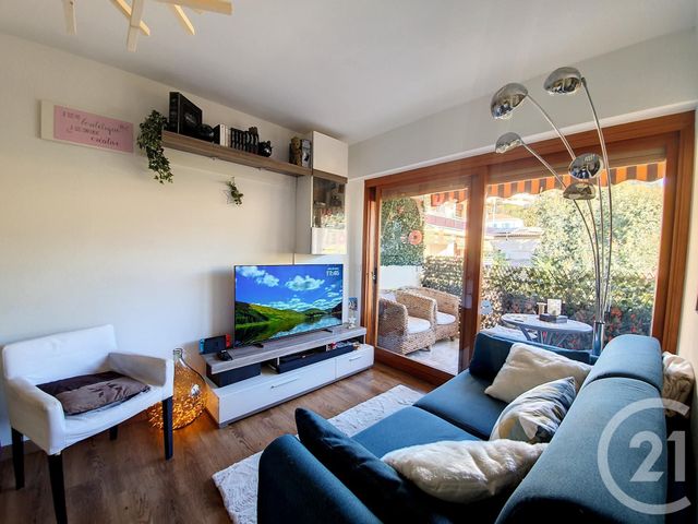 Appartement F2 à louer - 2 pièces - 26.1 m2 - CANNES LA BOCCA - 06 - PROVENCE-ALPES-COTE-D-AZUR - Century 21 Immobilier Conseil
