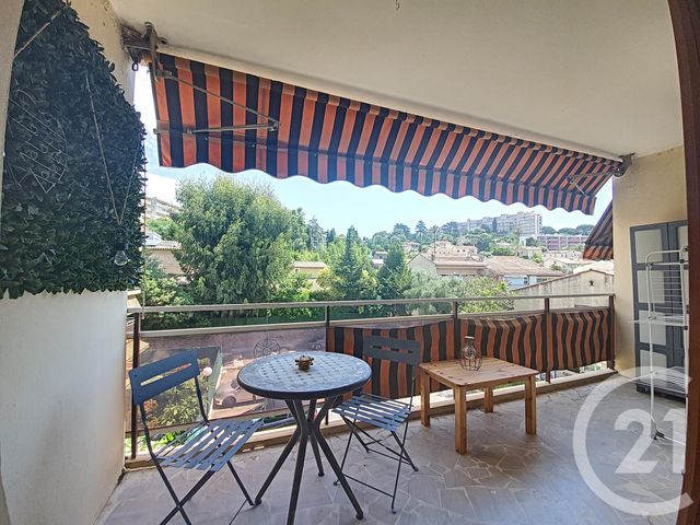 Appartement F2 à louer - 2 pièces - 26.1 m2 - CANNES LA BOCCA - 06 - PROVENCE-ALPES-COTE-D-AZUR - Century 21 Immobilier Conseil