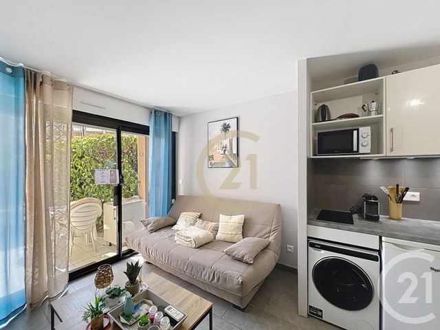 Appartement T2 à louer - 2 pièces - 22.15 m2 - CANNES LA BOCCA - 06 - PROVENCE-ALPES-COTE-D-AZUR - Century 21 Immobilier Conseil