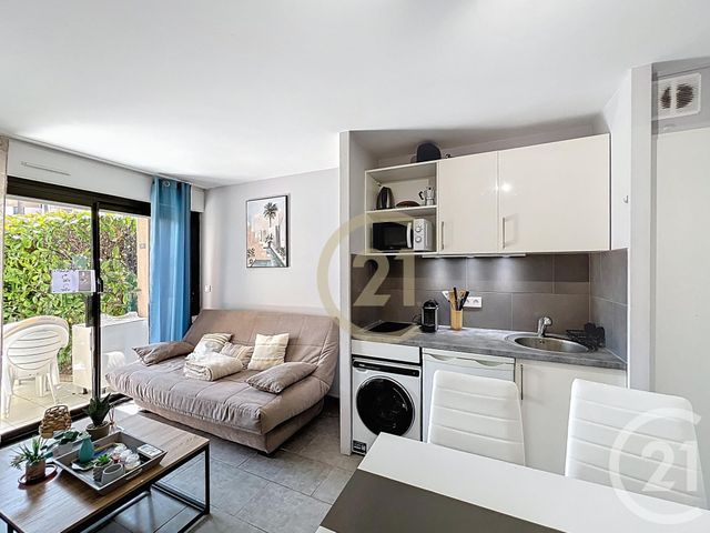 Appartement T2 à louer - 2 pièces - 22.15 m2 - CANNES LA BOCCA - 06 - PROVENCE-ALPES-COTE-D-AZUR - Century 21 Immobilier Conseil