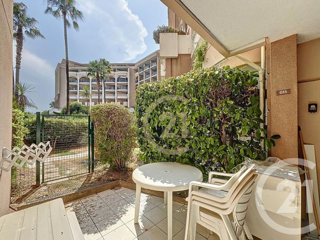 Appartement T2 à louer - 2 pièces - 22.15 m2 - CANNES LA BOCCA - 06 - PROVENCE-ALPES-COTE-D-AZUR - Century 21 Immobilier Conseil
