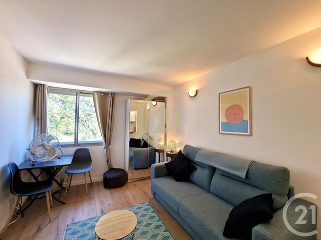 Appartement Studio à louer - 1 pièce - 19.0 m2 - CANNES LA BOCCA - 06 - PROVENCE-ALPES-COTE-D-AZUR - Century 21 Immobilier Conseil