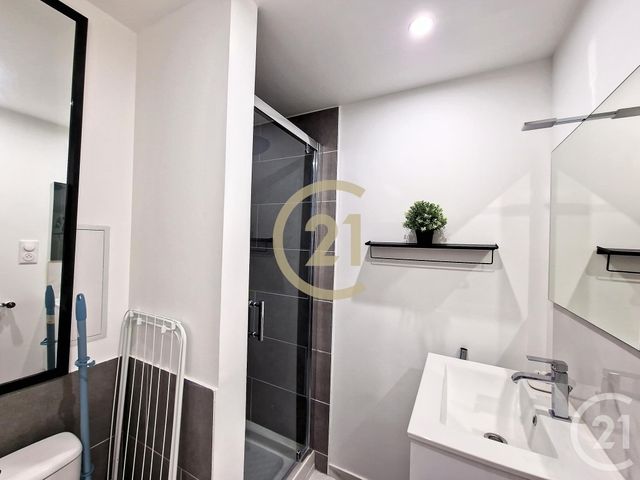 Appartement Studio à louer - 1 pièce - 19.0 m2 - CANNES LA BOCCA - 06 - PROVENCE-ALPES-COTE-D-AZUR - Century 21 Immobilier Conseil