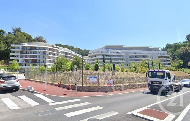 parking à louer - 15.0 m2 - CANNES LA BOCCA - 06 - PROVENCE-ALPES-COTE-D-AZUR - Century 21 Immobilier Conseil
