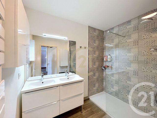 Appartement F3 à vendre - 3 pièces - 60.0 m2 - CANNES LA BOCCA - 06 - PROVENCE-ALPES-COTE-D-AZUR - Century 21 Immobilier Conseil