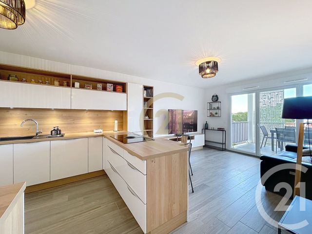 Appartement F3 à vendre - 3 pièces - 60.0 m2 - CANNES LA BOCCA - 06 - PROVENCE-ALPES-COTE-D-AZUR - Century 21 Immobilier Conseil