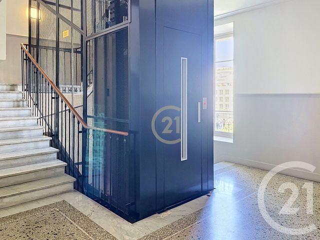 Appartement F2 à vendre - 2 pièces - 51.35 m2 - CANNES - 06 - PROVENCE-ALPES-COTE-D-AZUR - Century 21 Immobilier Conseil