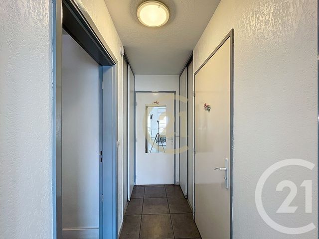 Appartement T2 à louer - 2 pièces - 41.68 m2 - CANNES LA BOCCA - 06 - PROVENCE-ALPES-COTE-D-AZUR - Century 21 Immobilier Conseil