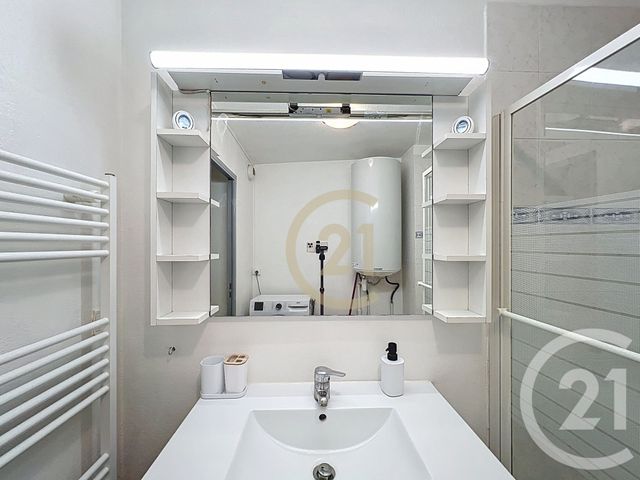 Appartement T2 à louer - 2 pièces - 41.68 m2 - CANNES LA BOCCA - 06 - PROVENCE-ALPES-COTE-D-AZUR - Century 21 Immobilier Conseil
