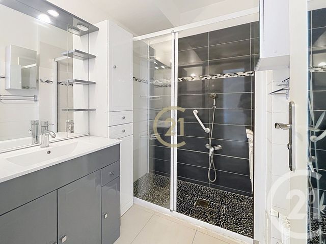 Appartement F3 à vendre - 3 pièces - 60.64 m2 - CANNES LA BOCCA - 06 - PROVENCE-ALPES-COTE-D-AZUR - Century 21 Immobilier Conseil