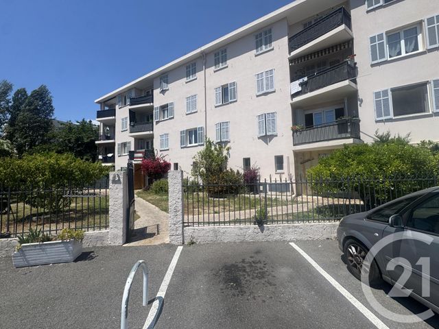 Appartement F4 à vendre - 4 pièces - 62.02 m2 - CANNES LA BOCCA - 06 - PROVENCE-ALPES-COTE-D-AZUR - Century 21 Immobilier Conseil