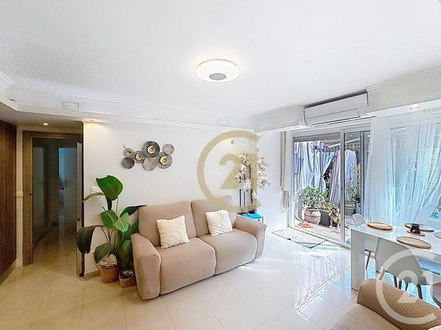 Appartement F4 à vendre - 4 pièces - 62.02 m2 - CANNES LA BOCCA - 06 - PROVENCE-ALPES-COTE-D-AZUR - Century 21 Immobilier Conseil