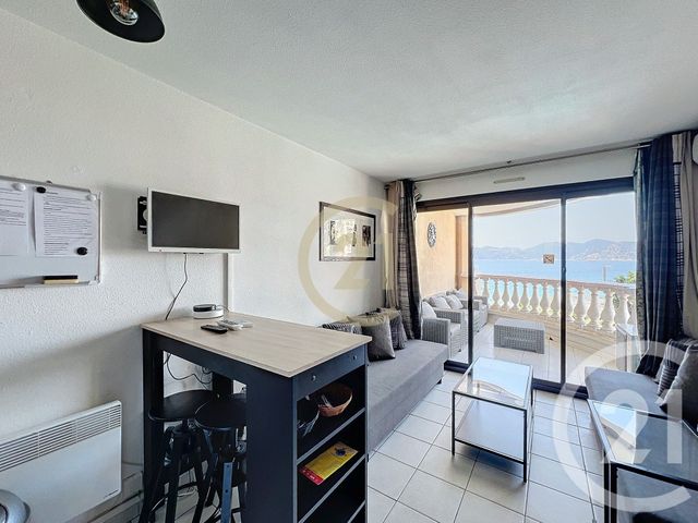 Appartement T2 à louer - 2 pièces - 24.8 m2 - CANNES LA BOCCA - 06 - PROVENCE-ALPES-COTE-D-AZUR - Century 21 Immobilier Conseil