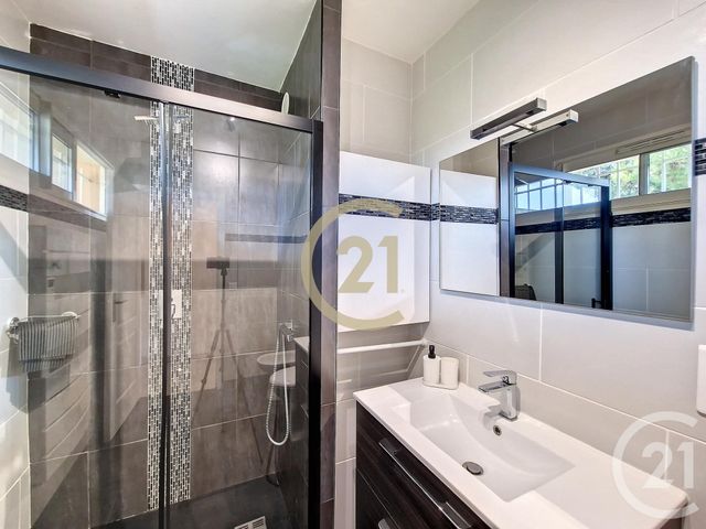 Appartement F2 à louer - 2 pièces - 45.34 m2 - CANNES LA BOCCA - 06 - PROVENCE-ALPES-COTE-D-AZUR - Century 21 Immobilier Conseil