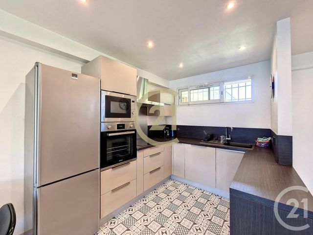 Appartement F2 à louer - 2 pièces - 45.34 m2 - CANNES LA BOCCA - 06 - PROVENCE-ALPES-COTE-D-AZUR - Century 21 Immobilier Conseil
