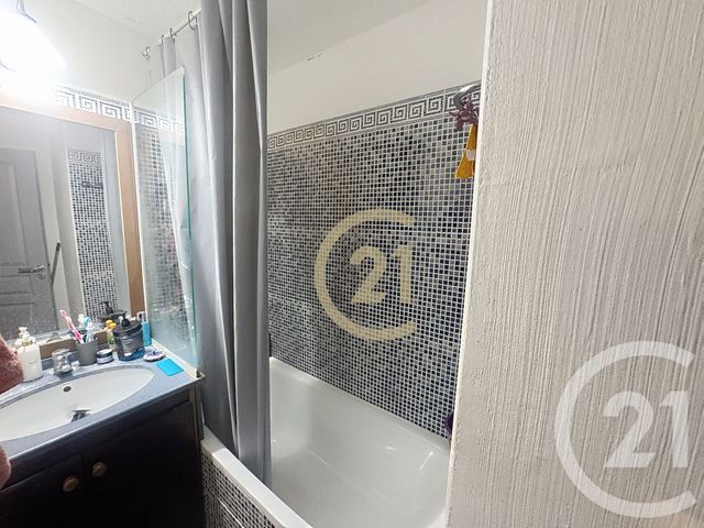 Appartement T2 à vendre - 2 pièces - 21.5 m2 - CANNES LA BOCCA - 06 - PROVENCE-ALPES-COTE-D-AZUR - Century 21 Immobilier Conseil