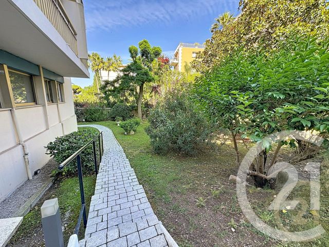 Appartement F1 à vendre - 1 pièce - 23.0 m2 - CANNES LA BOCCA - 06 - PROVENCE-ALPES-COTE-D-AZUR - Century 21 Immobilier Conseil