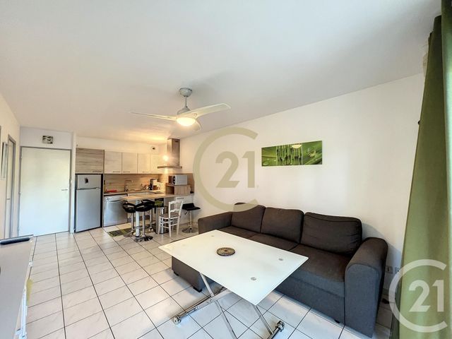 Appartement F2 à louer - 2 pièces - 45.8 m2 - CANNES LA BOCCA - 06 - PROVENCE-ALPES-COTE-D-AZUR - Century 21 Immobilier Conseil