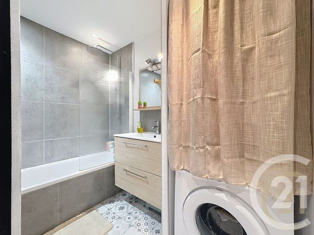 Appartement F3 à vendre - 3 pièces - 62.14 m2 - CANNES LA BOCCA - 06 - PROVENCE-ALPES-COTE-D-AZUR - Century 21 Immobilier Conseil