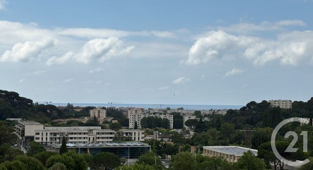 Appartement F5 à vendre - 5 pièces - 93.82 m2 - CANNES LA BOCCA - 06 - PROVENCE-ALPES-COTE-D-AZUR - Century 21 Immobilier Conseil