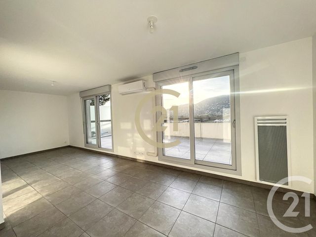 Appartement F4 à louer - 4 pièces - 78.0 m2 - CANNES LA BOCCA - 06 - PROVENCE-ALPES-COTE-D-AZUR - Century 21 Immobilier Conseil